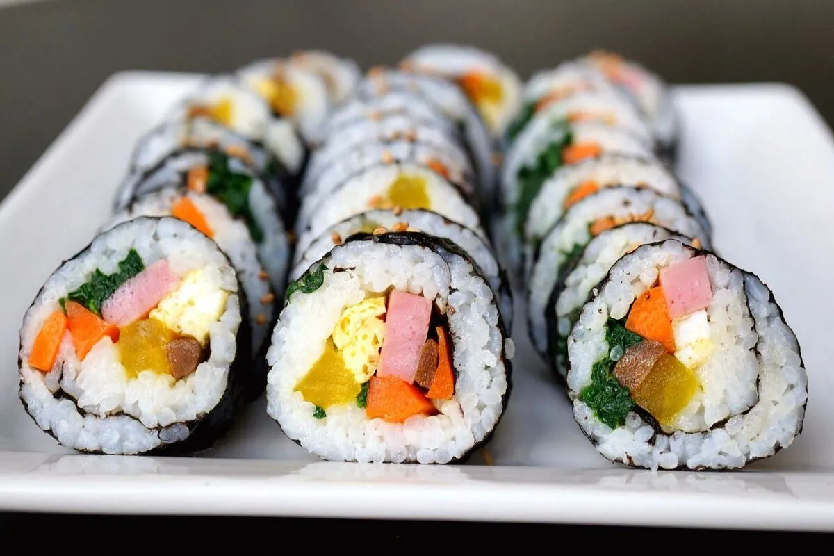 Gimbap uma Delícia Coreana