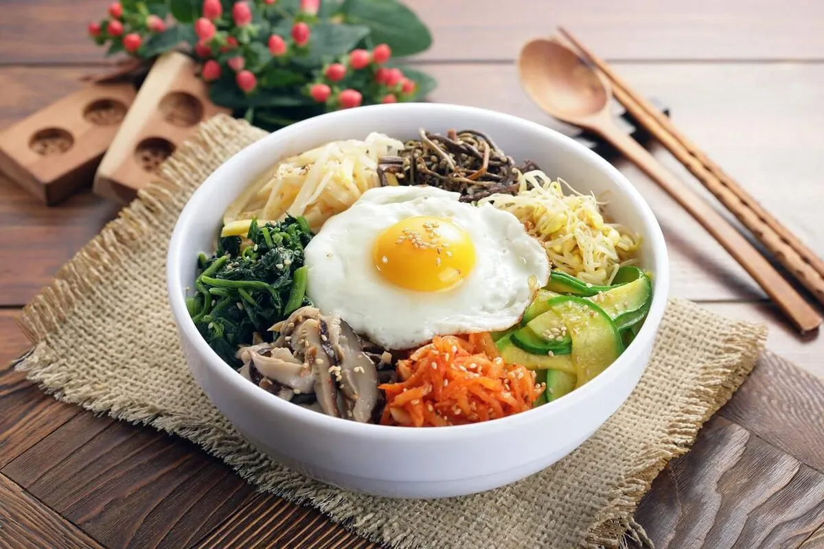 Bibimbap: Uma Delícia da Culinária Coreana